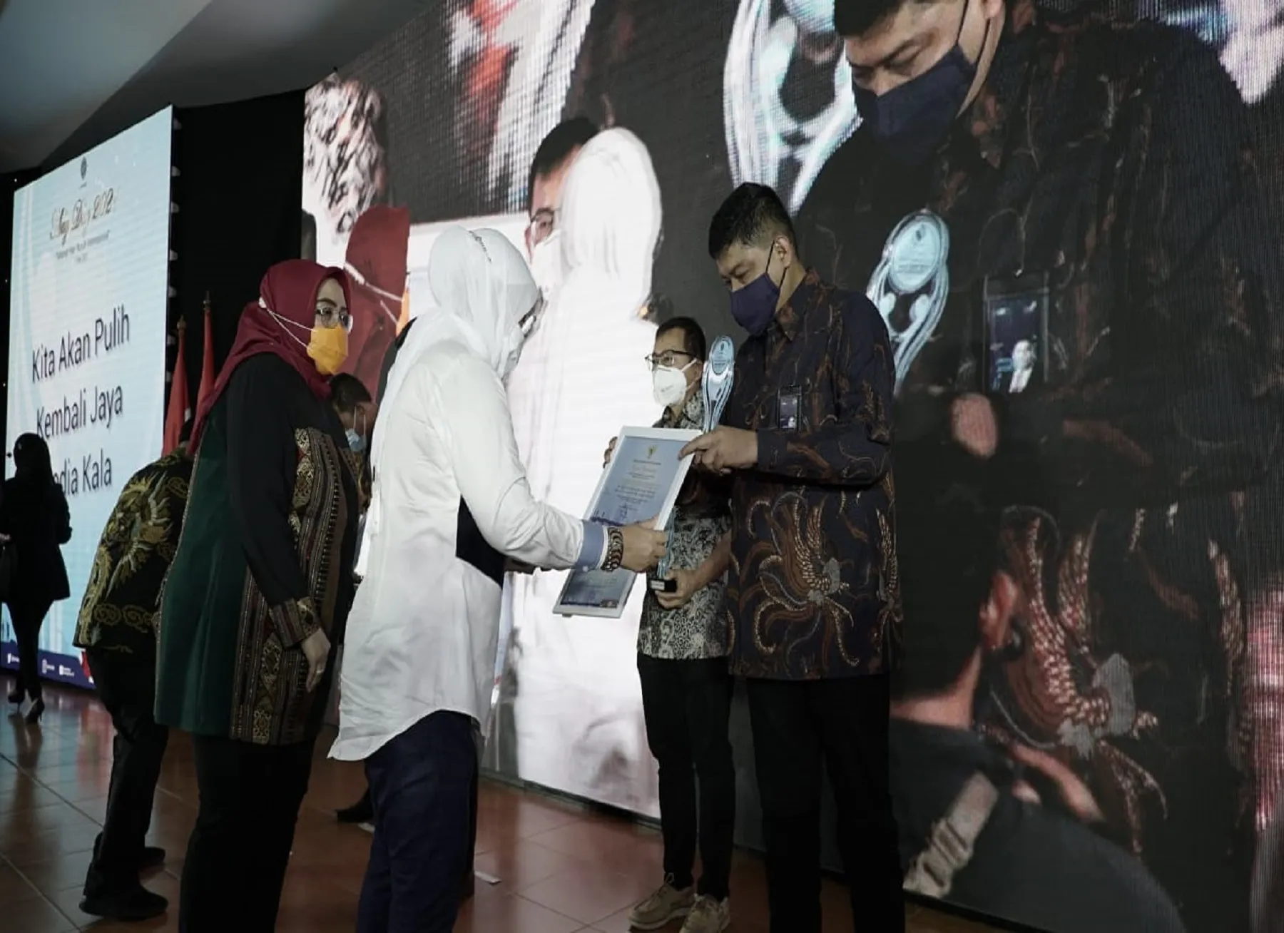 Telkom Luncurkan Program ESG 2024 sebagai Bagian Transformasi TelkomGroup